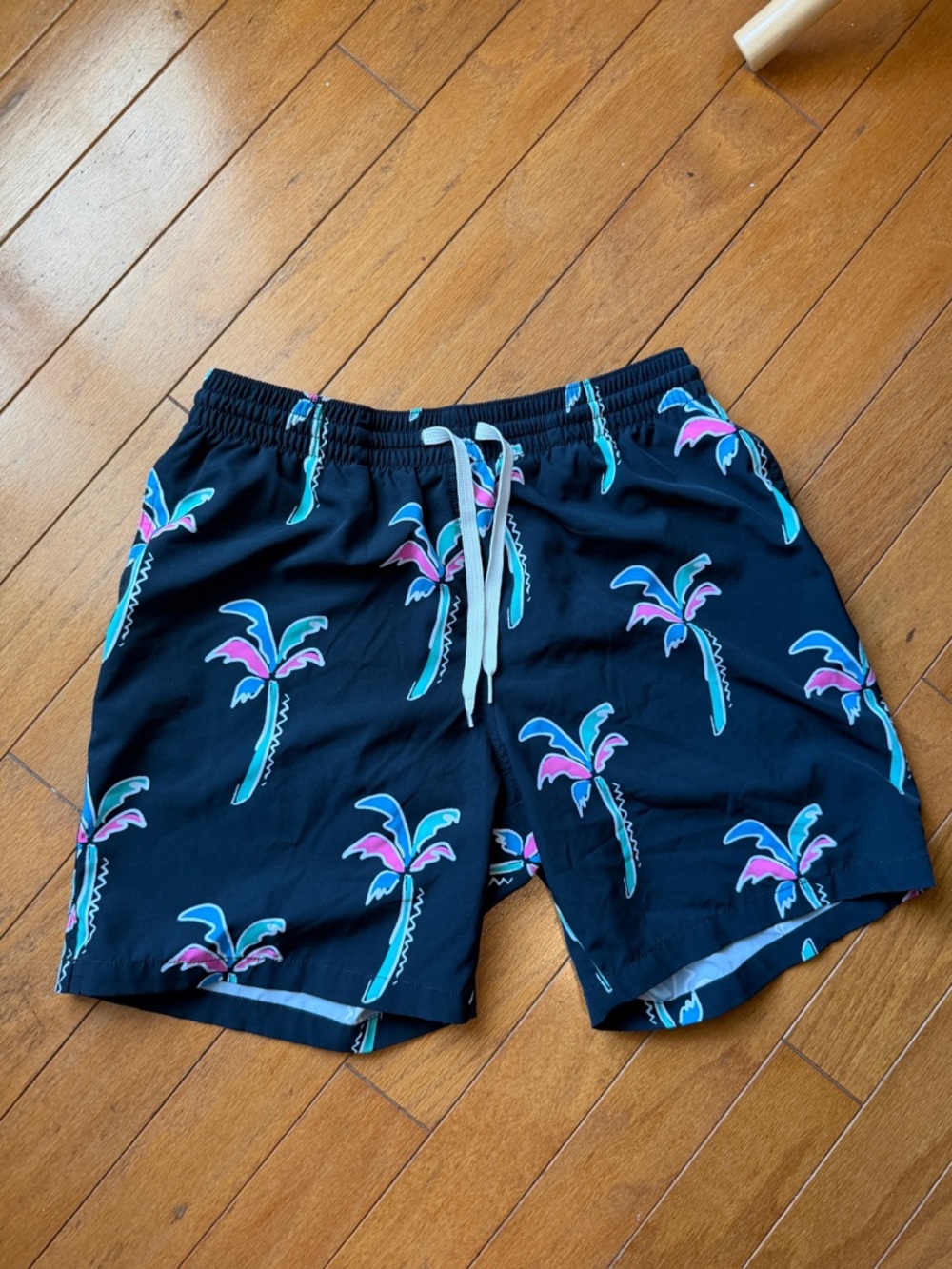 Chubbies Havana Nights Tropical Swim Suit Men’s Size Medium Trunks Lined Shorts
